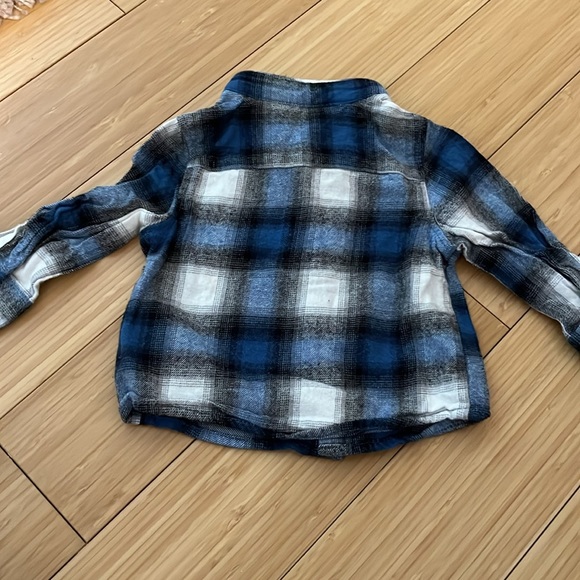 Boys Size 3-6M Primark Button Down Shirt - Picture 2 of 3